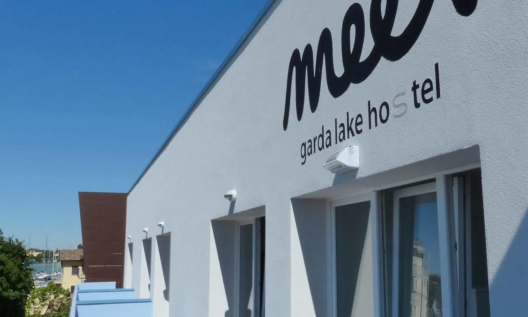 Ostello Meet Gardalake Hostel Peschiera del Garda Itália