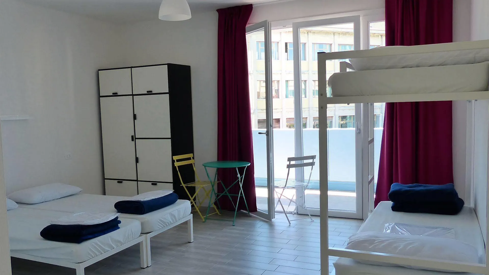 Ostello Meet Gardalake Hostel Peschiera del Garda